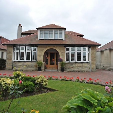 Whin Park Guest House Largs Eksteriør bilde